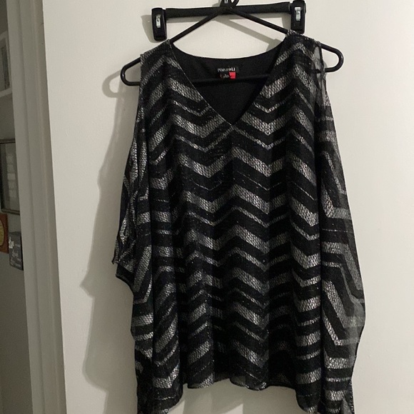 NWOT Ladies blouse Large - Picture 6 of 8